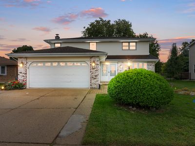 951 Dearborn Cir, Carol Stream, IL, 60188