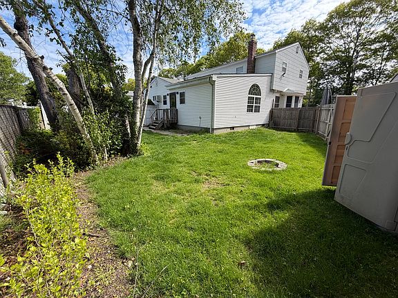 3rd image of 418 Erie St #2