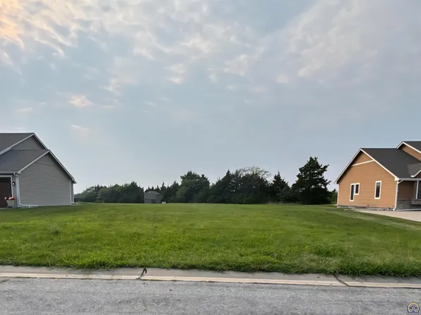 0 SE 44th St, Topeka, KS 66609