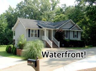 860 Eagles Nest Dr, Sanford, NC 27332