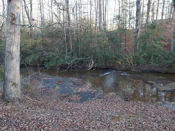 3rd image of 21 Puckett Mill Way