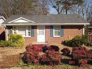 1st image of 3 Tiffany Dr
