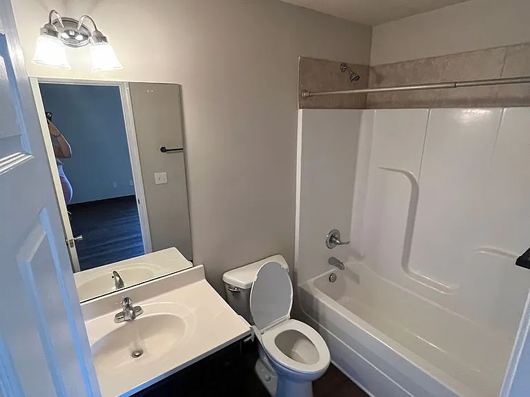 1224 Indianola St — Photo 15