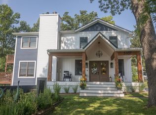 5107 Groseland St, Valparaiso, IN 46383