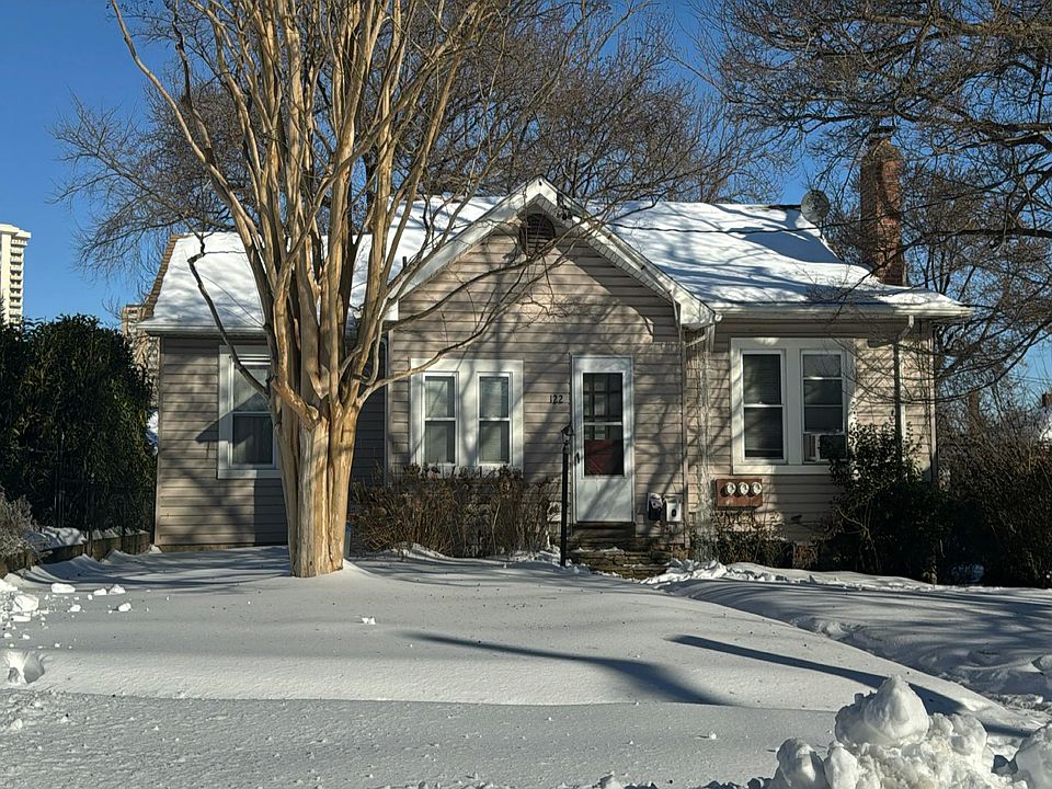 1st image of 122 Willow Ave