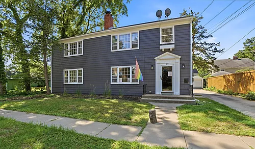 321 McLean St Photo 1