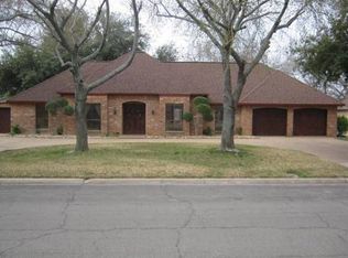 9208 Country Lake Dr, Waco, TX 76708