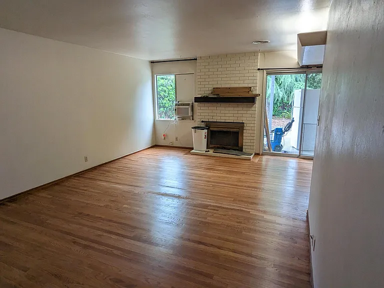 1468 Pompey Dr — Photo 16
