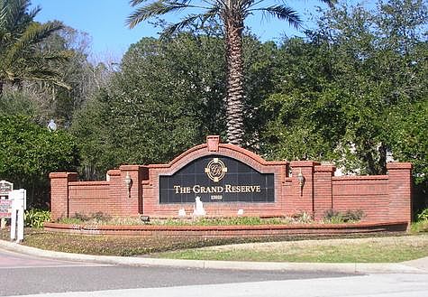 1st image of 13810 N Sutton Park Dr #623