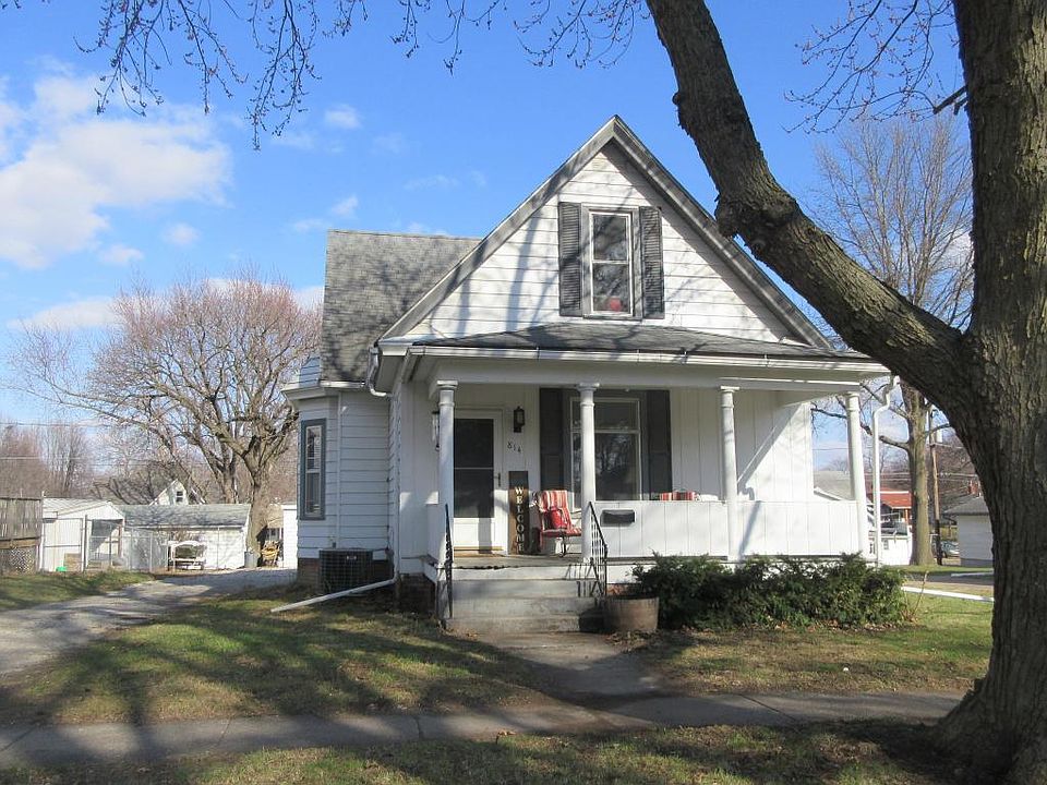 1st image of 814 N B St