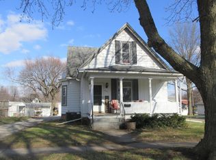 814 N B St, Oskaloosa, IA 52577