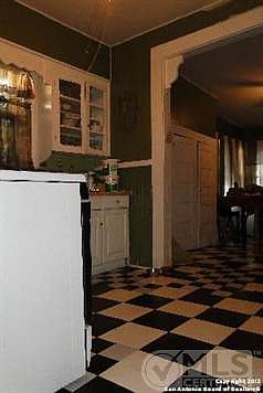4th image of 227 Saint Francis Ave