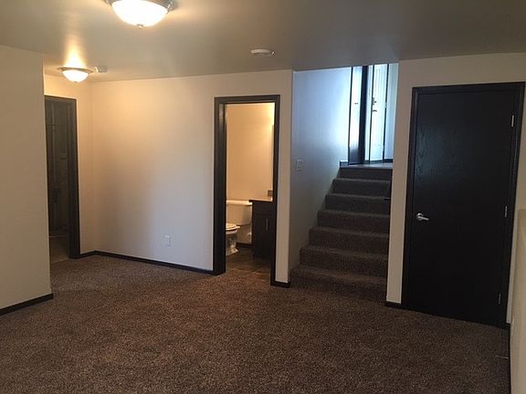 4th image of 1461 44th Ave S
