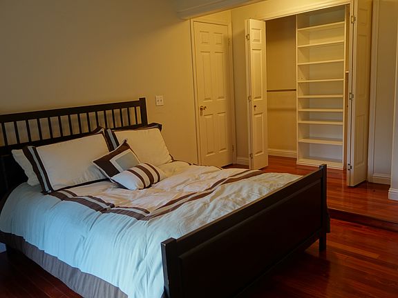 Downstairs bedroom with en suite bath