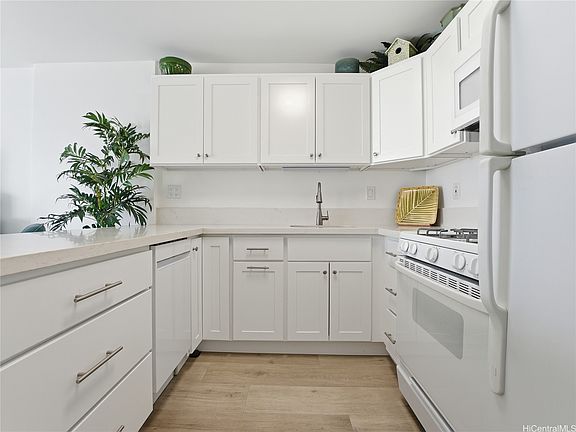 4th image of 475 Atkinson Dr APT 1604