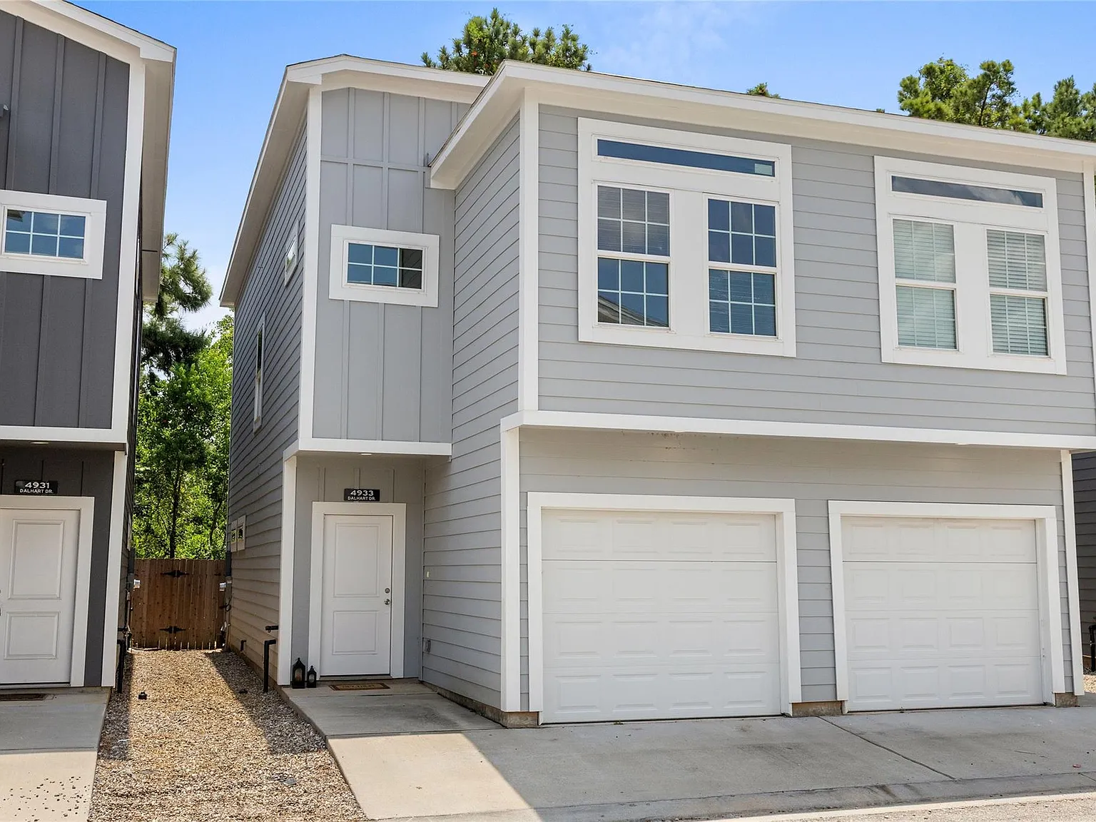 3 bed, 2.5 bath, 1325 sqft, $1,875 — Photo 2