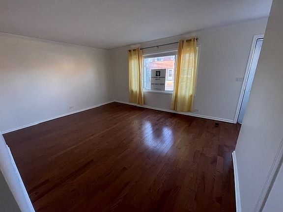 3rd image of 1138 N Boxwood Dr Unit A