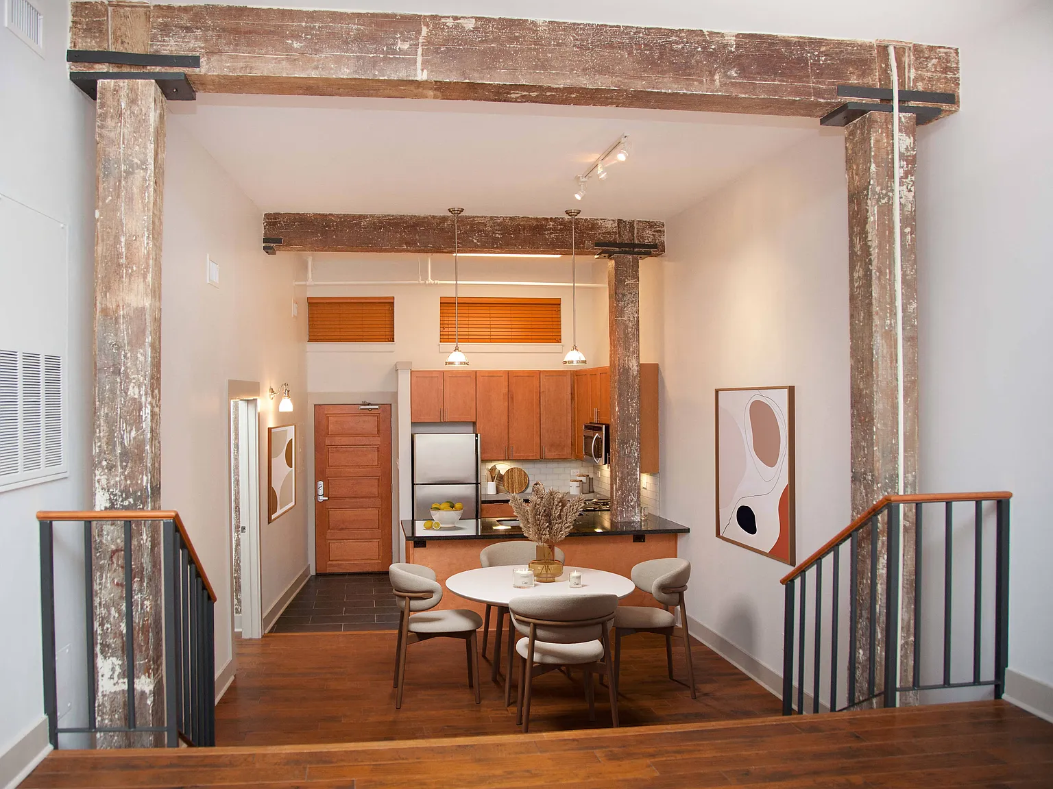 DH Holmes Apartments — Photo 2