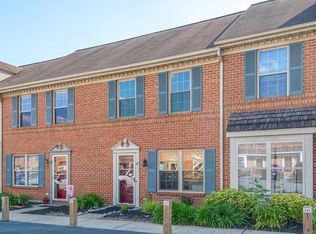 341 Meeting House Ln, Lancaster, PA 17601