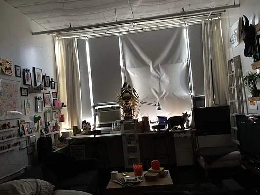 Rented by Joel Weisz, LREB | media 2