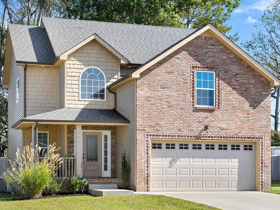 1st image of 978 Harding Dr