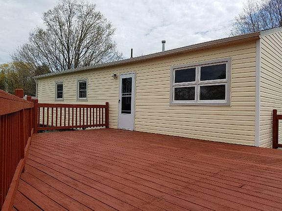 3rd image of 161 E Parkway Dr