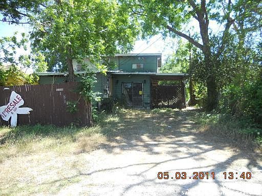 2nd image of 1512 N CENTER
