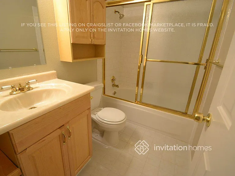 106 Brockton Ct — Photo 8