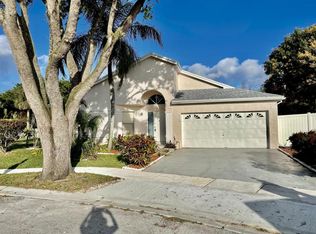 9400 Atlantic St, Hollywood, FL 33025