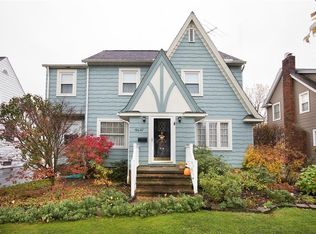 19647 Shoreland Ave, Rocky River, OH 44116