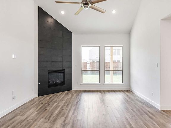 03_Garland Representative Photo