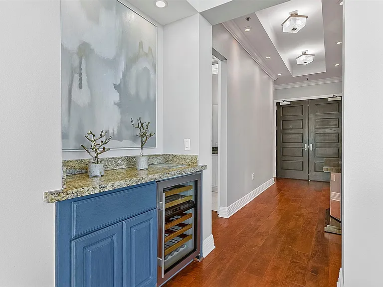 801 E Beach Dr #TW2704 — Photo 5
