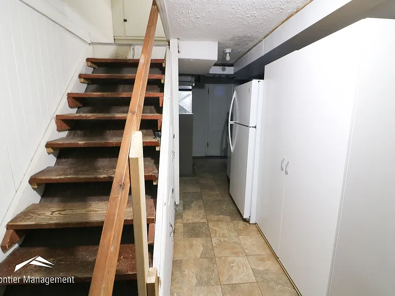 1849 Anderson Ave — Photo 28