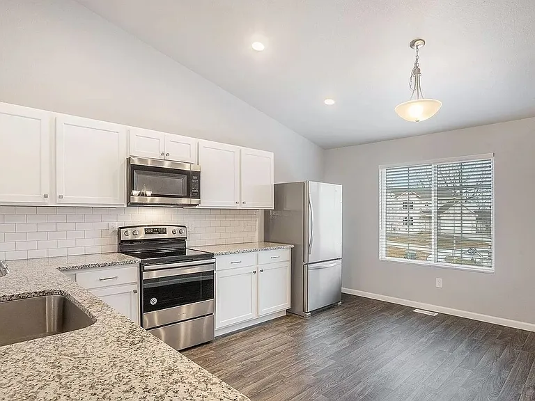 2375 Bethie Dr — Photo 4