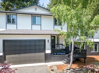 1582 Rainier Dr, Fircrest, WA 98466