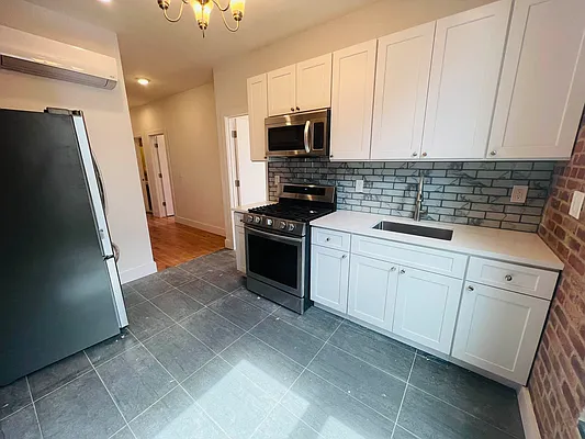 Rented by null | media 20