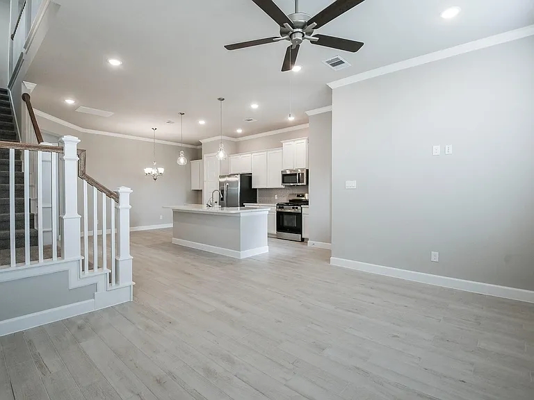 3112 La Ramba Dr S — Photo 8