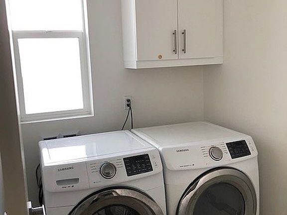 4th image of 11387 Meeker Ave Unit B