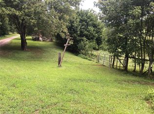 703 Davis Memorial Church Rd, Wilkesboro, NC 28697