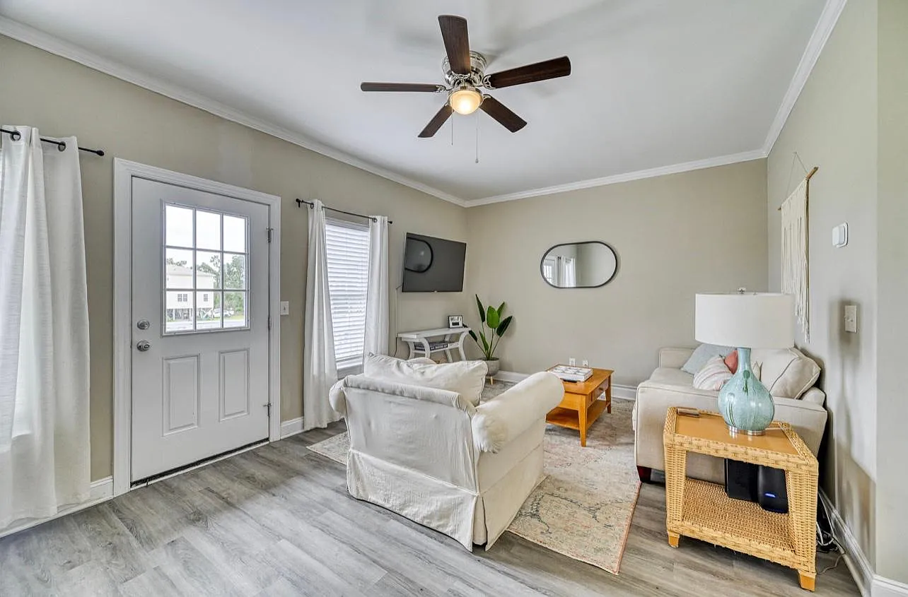 234 Twin Oaks Dr — Photo 3