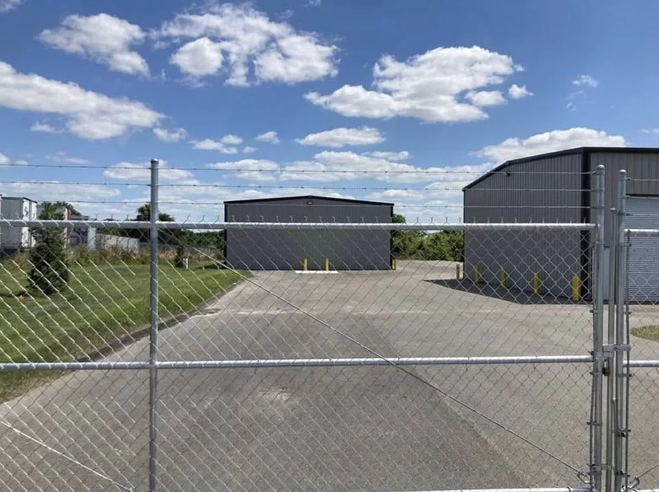 1 bed, 1700 sqft, $1,900 — Photo 3