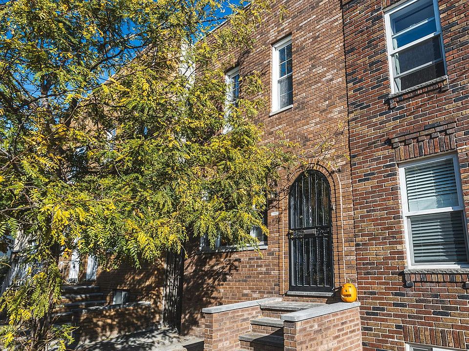 1st image of 1011 McKean St