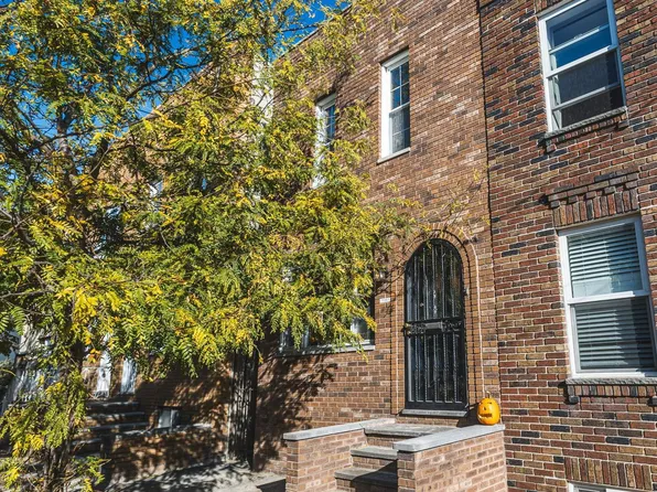 1011 McKean St, Philadelphia, PA 19148