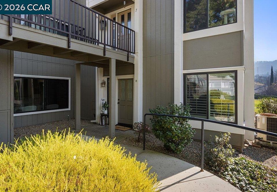 1st image of 3136 Rossmoor Pkwy APT 8