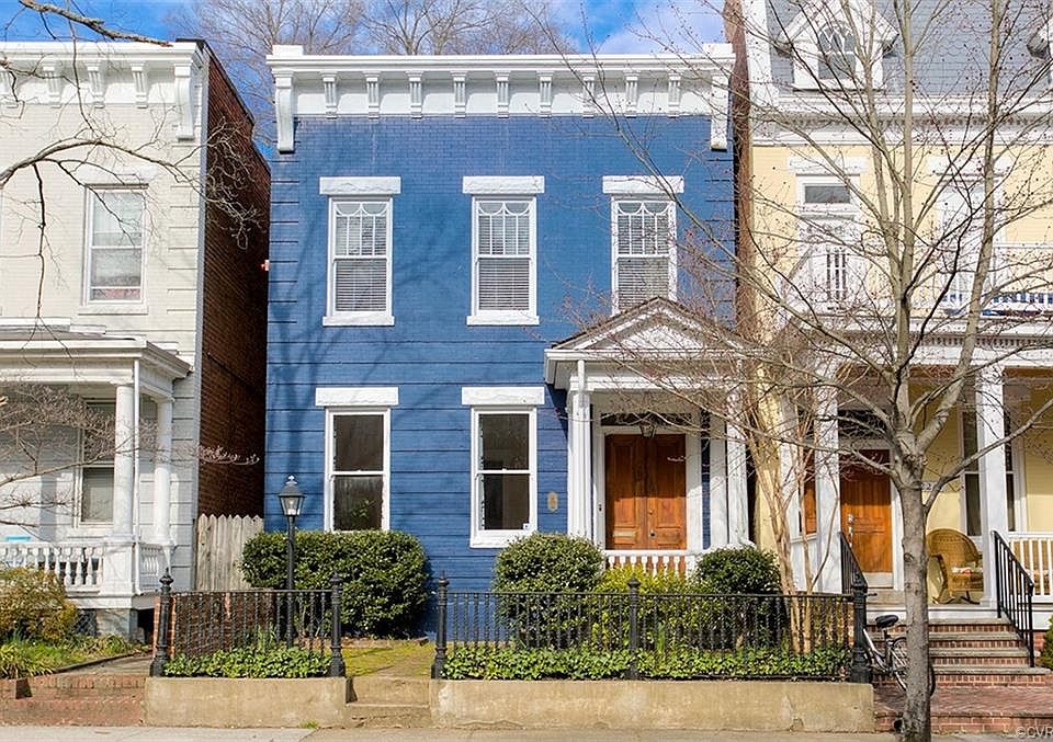 1st image of 2220 Park Ave