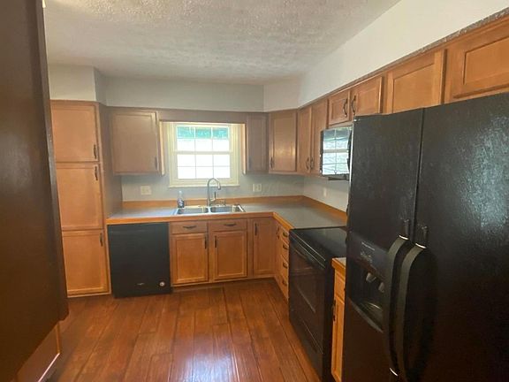 4th image of 1164 Nadine Dr