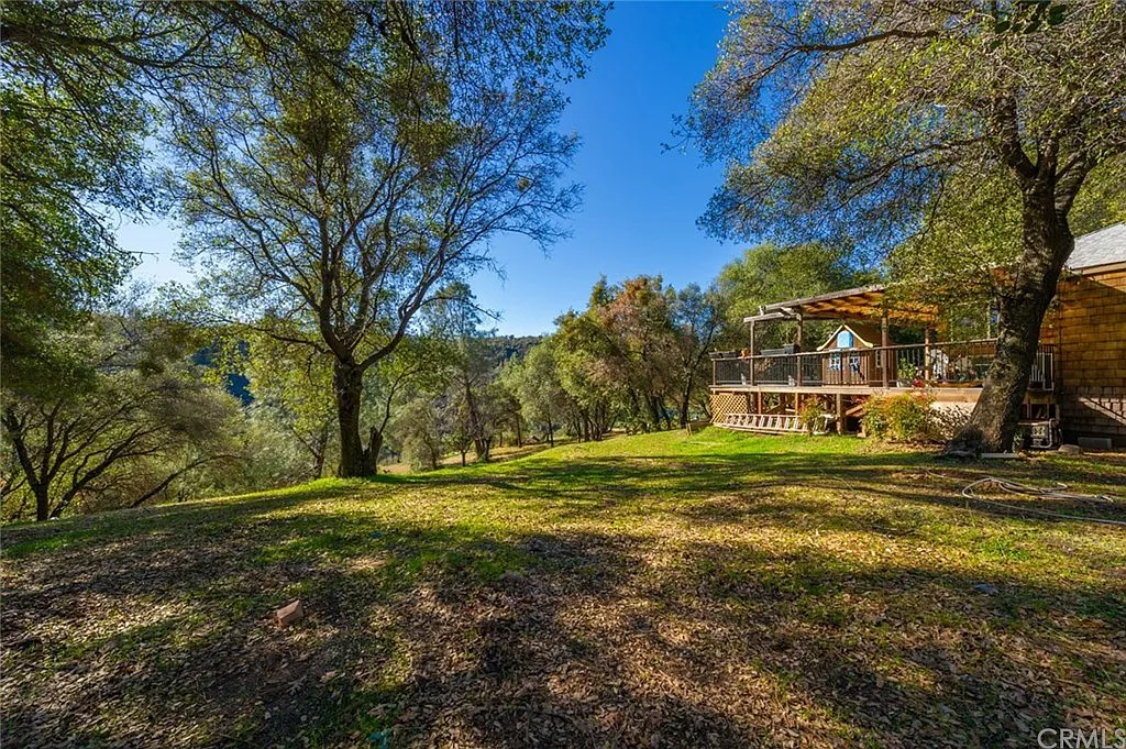 3247 Trevor Rd photo 1