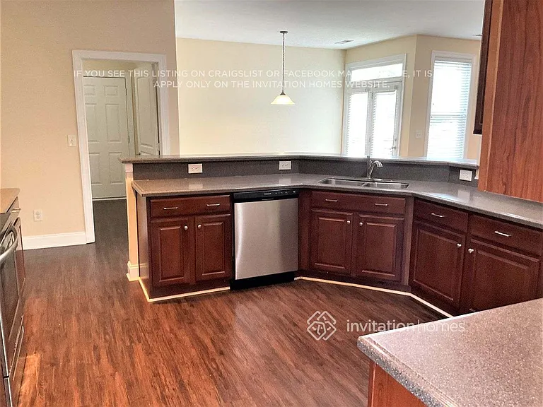 1503 Saratoga Blvd — Photo 6