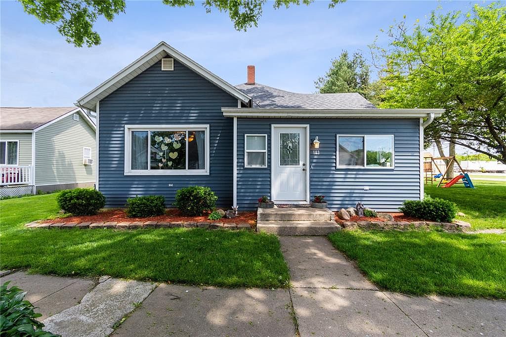 103 8th St, Van Horne, IA 52346 | Zillow