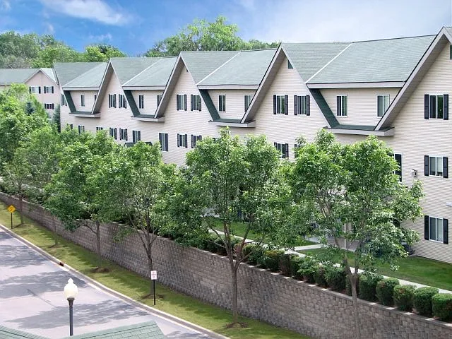 Promenade Oaks Apartments